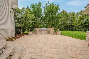 1 Holly Ct, Miller Place, NY 11764 - Photo 27