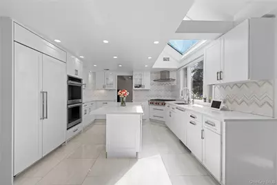 930 Smith Lane, Hewlett, NY 11598 - Photo 13