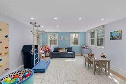 930 Smith Lane, Hewlett, NY 11598 - Photo 25