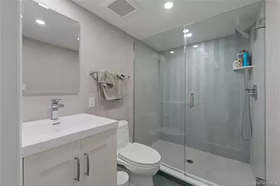 930 Smith Lane, Hewlett, NY 11598 - Photo 23