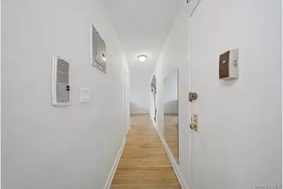 6692 Selfridge Street #4F, Forest Hills, NY 11375 - Photo 5