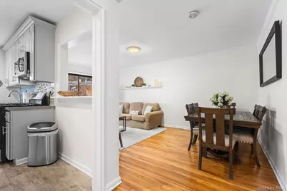 8 Lawrence Drive #A, White Plains, NY 10603 - Photo 7