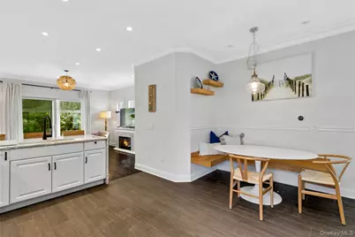 188 S Country Road, Remsenburg, NY 11960 - Photo 9