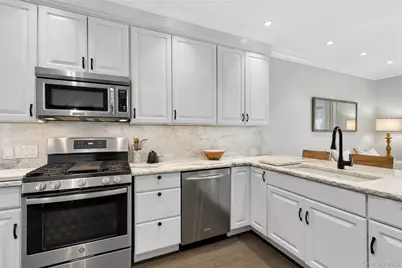 188 S Country Road, Remsenburg, NY 11960 - Photo 7