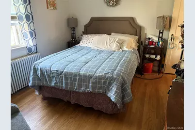 2526 S Saint Marks Avenue, Bellmore, NY 11710 - Photo 9