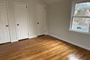 9 Damson Ln, Valley Stream, NY 11581 - Photo 15