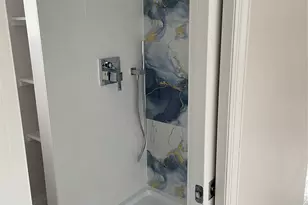 9 Damson Ln, Valley Stream, NY 11581 - Photo 9