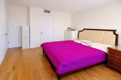 15815 Union Turnpike #401N, Fresh Meadows, NY 11366 - Photo 7