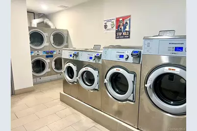 15815 Union Turnpike #401N, Fresh Meadows, NY 11366 - Photo 11