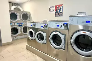 158-15 Union Tpke, Fresh Meadows, NY 11366 - Photo 11