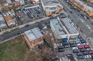 1148 E 211th St, Bronx, NY 10469 - Photo 5