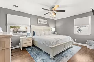 1139 Dorothy St, Holbrook, NY 11741 - Photo 9