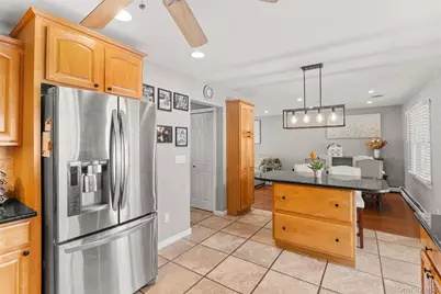 1139 Dorothy Street, Holbrook, NY 11741 - Photo 7