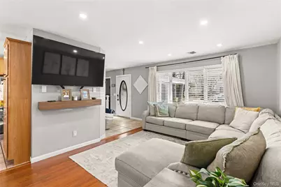 1139 Dorothy Street, Holbrook, NY 11741 - Photo 3