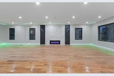 138-12 233rd Street, Rosedale, NY 11422 - Photo 17