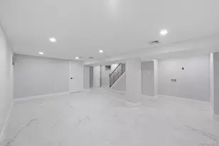 138-12 233rd St, Rosedale, NY 11422 - Photo 21