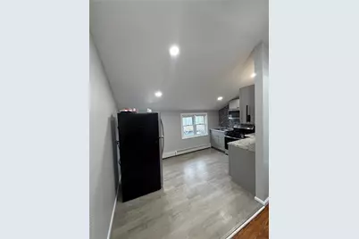 7 S Atlantic Street, Bay Shore, NY 11706 - Photo 3