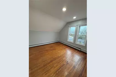 7 S Atlantic Street, Bay Shore, NY 11706 - Photo 9