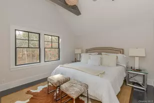 142 6 Pole Hwy, Sag Harbor, NY 11963 - Photo 21