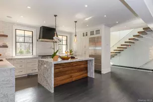 142 6 Pole Hwy, Sag Harbor, NY 11963 - Photo 25