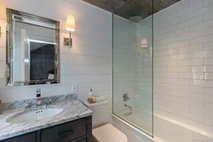 142 6 Pole Hwy, Sag Harbor, NY 11963 - Photo 19