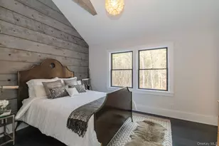 142 6 Pole Hwy, Sag Harbor, NY 11963 - Photo 13