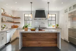 142 6 Pole Hwy, Sag Harbor, NY 11963 - Photo 27