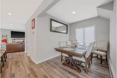 794 Pecan Street, Lindenhurst, NY 11757 - Photo 25