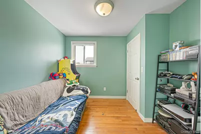 794 Pecan Street, Lindenhurst, NY 11757 - Photo 35