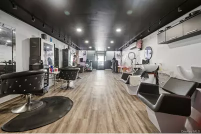 576 E 169th Street, Bronx, NY 10456 - Photo 29