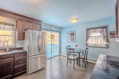 29 Tina Lane, Hopewell Junction, NY 12533 - Photo 9