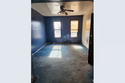 6161 Eliot Avenue, Middle Village, NY 11379 - Photo 15