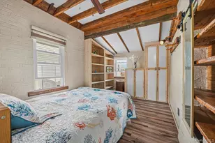111 Ray St, Freeport, NY 11520 - Photo 9