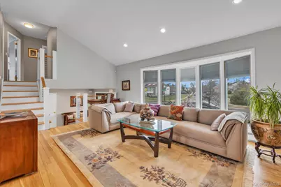 904 Park Lane, Valley Stream, NY 11581 - Photo 5