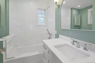 10 Robins Rd, New Rochelle, NY 10801 - Photo 21