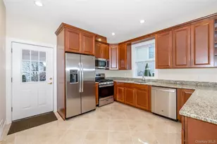 16 Grand Blvd, Scarsdale, NY 10583 - Photo 11