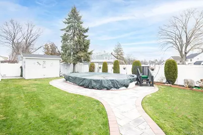 35 Carnation Road, Levittown, NY 11756 - Photo 29