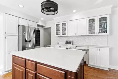 50 Paumanake Avenue, Babylon, NY 11702 - Photo 13
