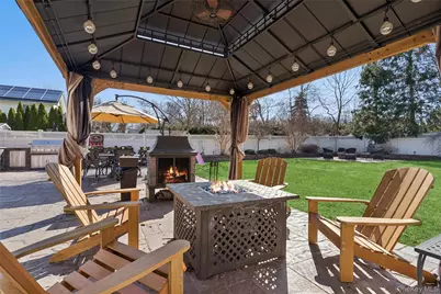 50 Paumanake Avenue, Babylon, NY 11702 - Photo 35