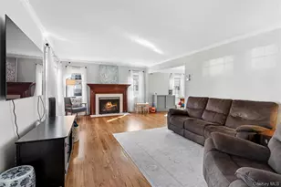 50 Paumanake Ave, Babylon, NY 11702 - Photo 5