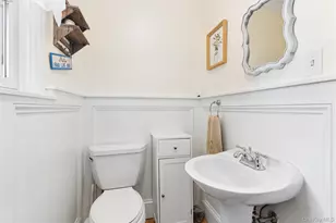 50 Paumanake Ave, Babylon, NY 11702 - Photo 13