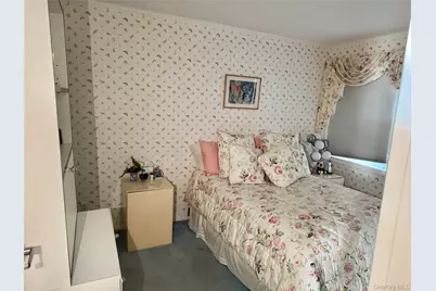35 Library Avenue #3 I, Westhampton Beach, NY 11978 - Photo 9