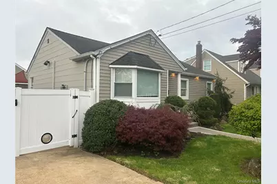 2382 Garfield Street, North Bellmore, NY 11710 - Photo 3