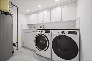 2292 Vassar Pl, Merrick, NY 11566 - Photo 15