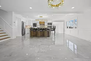 2292 Vassar Pl, Merrick, NY 11566 - Photo 17