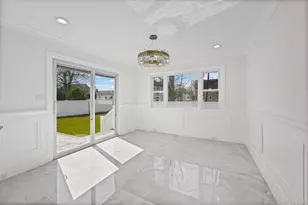 2292 Vassar Pl, Merrick, NY 11566 - Photo 29