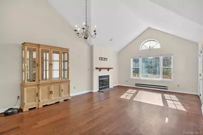 16 Juniper Lane, Pawling, NY 12564 - Photo 7