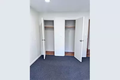 1 E Hemlock Drive Apt # 160, Bay Shore, NY 11706 - Photo 5