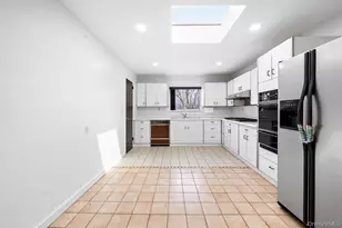 11 Valley View Rd, Great Neck, NY 11021 - Photo 7