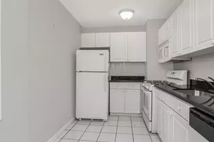 525 W 236th St, Bronx, NY 10463 - Photo 5